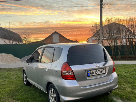 Серый Хонда Джаз, объемом двигателя 1.34 л и пробегом 213 тыс. км за 4350 $, фото 1 на Automoto.ua