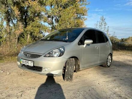Серый Хонда Джаз, объемом двигателя 1.34 л и пробегом 101 тыс. км за 4599 $, фото 1 на Automoto.ua