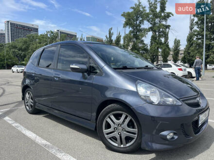 Хонда Джаз 2007 у Києві на Automoto.ua Сірий Хонда Джаз, об'ємом двигуна 1.34 л та пробігом 184 тис. км за 6700 $, фото 1 на Automoto.ua