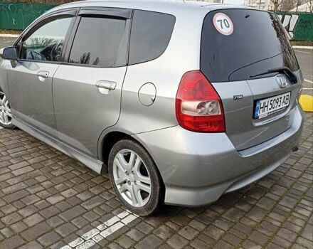 Серый Хонда Джаз, объемом двигателя 1.34 л и пробегом 240 тыс. км за 5400 $, фото 1 на Automoto.ua