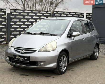 Серый Хонда Джаз, объемом двигателя 1.34 л и пробегом 204 тыс. км за 3450 $, фото 1 на Automoto.ua