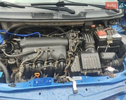 Синий Хонда Джаз, объемом двигателя 1.34 л и пробегом 274 тыс. км за 4500 $, фото 8 на Automoto.ua