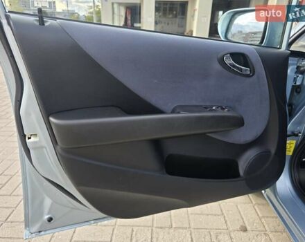 Хонда Джаз 2007 в Запорожье на Automoto.ua Синий Хонда Джаз, объемом двигателя 1.3 л и пробегом 189 тыс. км за 6600 $, фото 12 на Automoto.ua