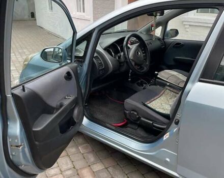 Синий Хонда Джаз, объемом двигателя 1.1 л и пробегом 320 тыс. км за 5000 $, фото 6 на Automoto.ua