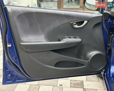 Синий Хонда Джаз, объемом двигателя 1.4 л и пробегом 202 тыс. км за 6200 $, фото 14 на Automoto.ua