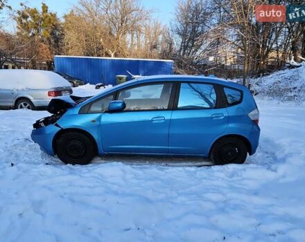 Синий Хонда Джаз, объемом двигателя 1.2 л и пробегом 200 тыс. км за 2400 $, фото 1 на Automoto.ua
