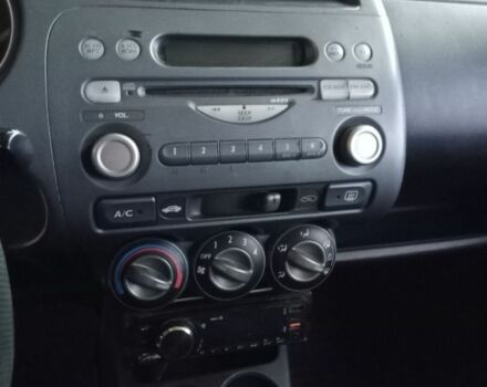 Зеленый Хонда Джаз, объемом двигателя 1.3 л и пробегом 225 тыс. км за 2300 $, фото 7 на Automoto.ua