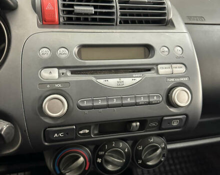 Зеленый Хонда Джаз, объемом двигателя 1.4 л и пробегом 227 тыс. км за 2799 $, фото 15 на Automoto.ua