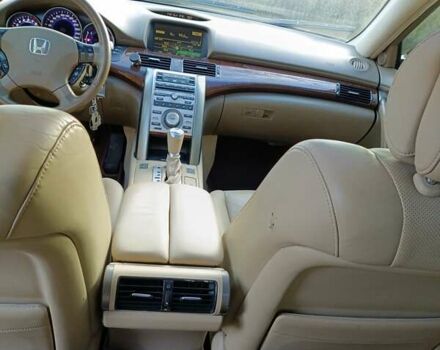 Черный Хонда Легенд, объемом двигателя 3.47 л и пробегом 309 тыс. км за 6900 $, фото 19 на Automoto.ua