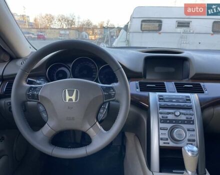 Черный Хонда Легенд, объемом двигателя 3.47 л и пробегом 265 тыс. км за 6450 $, фото 10 на Automoto.ua