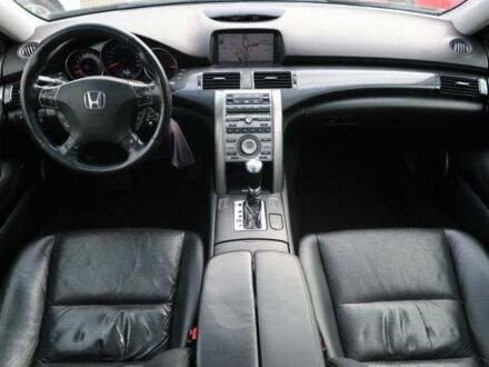 Красный Хонда Легенд, объемом двигателя 3.7 л и пробегом 300 тыс. км за 4000 $, фото 1 на Automoto.ua