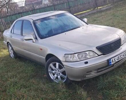 Желтый Хонда Легенд, объемом двигателя 3.5 л и пробегом 100 тыс. км за 2000 $, фото 1 на Automoto.ua