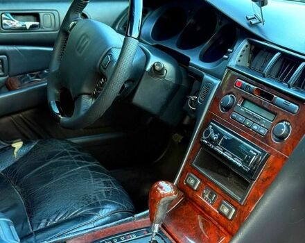 Серый Хонда Легенд, объемом двигателя 3.5 л и пробегом 300 тыс. км за 1950 $, фото 5 на Automoto.ua