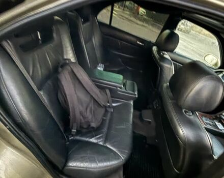 Серый Хонда Легенд, объемом двигателя 3.5 л и пробегом 350 тыс. км за 3500 $, фото 6 на Automoto.ua