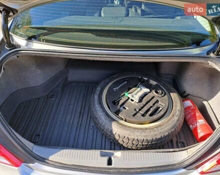 Сірий Хонда Легенд, об'ємом двигуна 3.47 л та пробігом 200 тис. км за 6717 $, фото 11 на Automoto.ua