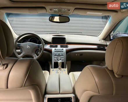 Серый Хонда Легенд, объемом двигателя 3.5 л и пробегом 390 тыс. км за 6700 $, фото 5 на Automoto.ua