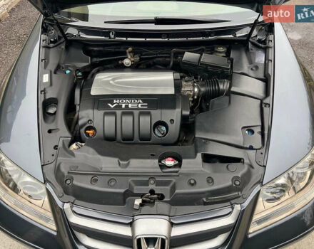 Серый Хонда Легенд, объемом двигателя 3.5 л и пробегом 390 тыс. км за 6700 $, фото 16 на Automoto.ua