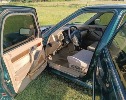 Зелений Хонда Легенд, об'ємом двигуна 2.5 л та пробігом 307 тис. км за 2000 $, фото 4 на Automoto.ua