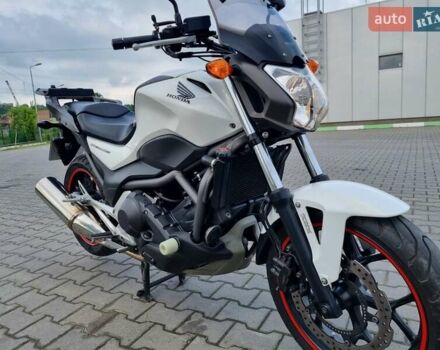 Белый Хонда NC 700S, объемом двигателя 0.7 л и пробегом 23 тыс. км за 6500 $, фото 15 на Automoto.ua