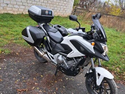Хонда NC 700S 2013 у Желтых Водах на Automoto.ua Білий Хонда NC 700S, об'ємом двигуна 0.67 л та пробігом 36 тис. км за 7000 $, фото 1 на Automoto.ua