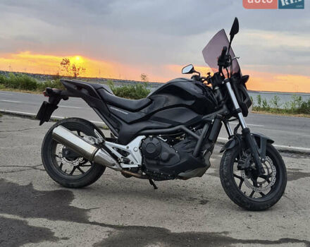 Чорний Хонда NC 700S, об'ємом двигуна 0.7 л та пробігом 22 тис. км за 5300 $, фото 2 на Automoto.ua