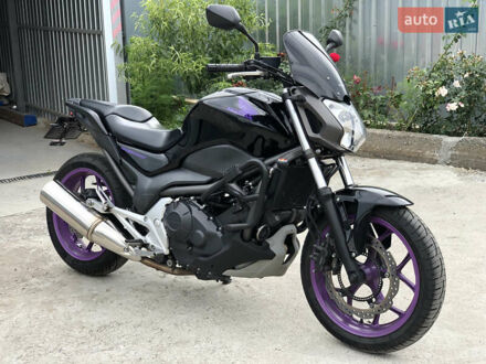 Хонда NC 700S 2012 в Виннице на Automoto.ua Черный Хонда NC 700S, объемом двигателя 0.7 л и пробегом 13 тыс. км за 5600 $, фото 1 на Automoto.ua