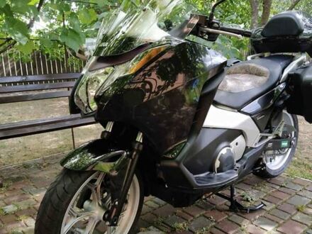 Хонда NC 700S 2014 у Києві на Automoto.ua Чорний Хонда NC 700S, об'ємом двигуна 0.67 л та пробігом 14 тис. км за 7900 $, фото 1 на Automoto.ua