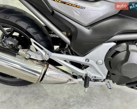 Хонда NC 700S, об'ємом двигуна 0.7 л та пробігом 35 тис. км за 6299 $, фото 7 на Automoto.ua