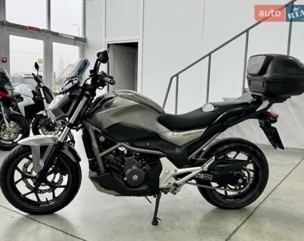 Хонда NC 700S, об'ємом двигуна 0.7 л та пробігом 35 тис. км за 6299 $, фото 3 на Automoto.ua