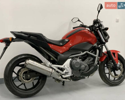 Хонда NC 700S, об'ємом двигуна 0.7 л та пробігом 14 тис. км за 4900 $, фото 2 на Automoto.ua