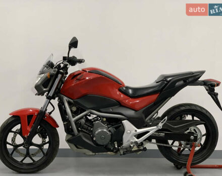Хонда NC 700S, об'ємом двигуна 0.7 л та пробігом 14 тис. км за 4900 $, фото 8 на Automoto.ua