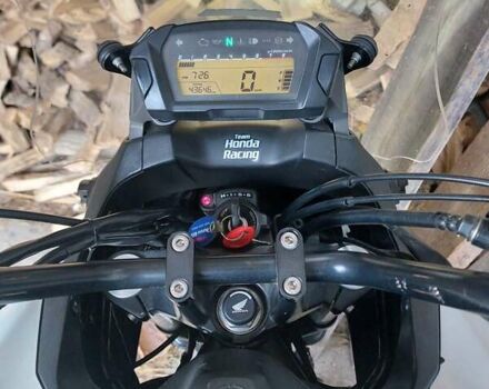 Белый Хонда NC 700X, объемом двигателя 0.67 л и пробегом 44 тыс. км за 5100 $, фото 4 на Automoto.ua