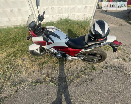 Белый Хонда NC 700X, объемом двигателя 0.7 л и пробегом 18 тыс. км за 6550 $, фото 7 на Automoto.ua