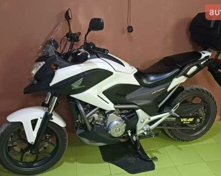 Білий Хонда NC 700X, об'ємом двигуна 0 л та пробігом 45 тис. км за 5900 $, фото 2 на Automoto.ua