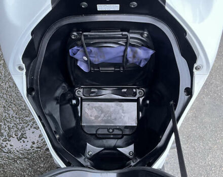 Белый Хонда NC 700X, объемом двигателя 0.7 л и пробегом 25 тыс. км за 6800 $, фото 15 на Automoto.ua