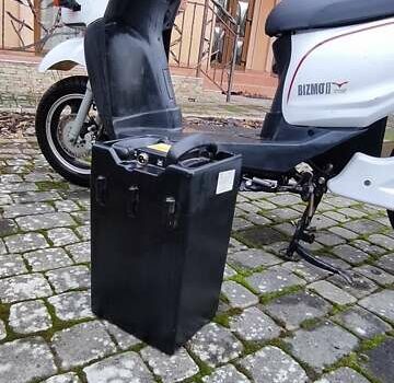 Белый Хонда NC 700X, объемом двигателя 0 л и пробегом 15 тыс. км за 1250 $, фото 1 на Automoto.ua