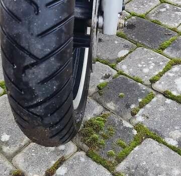 Белый Хонда NC 700X, объемом двигателя 0 л и пробегом 15 тыс. км за 1250 $, фото 2 на Automoto.ua