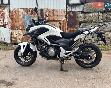 Білий Хонда NC 700X, об'ємом двигуна 0.66 л та пробігом 38 тис. км за 6200 $, фото 1 на Automoto.ua
