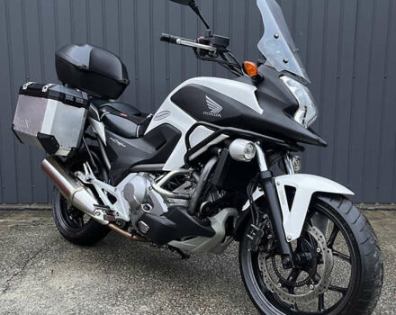 Белый Хонда NC 700X, объемом двигателя 0.7 л и пробегом 25 тыс. км за 6800 $, фото 1 на Automoto.ua