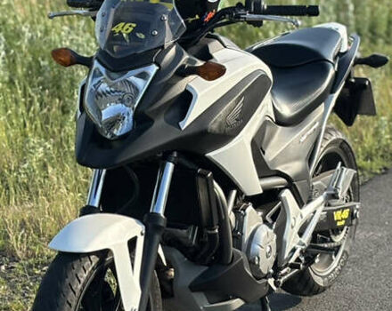 Белый Хонда NC 700X, объемом двигателя 0 л и пробегом 45 тыс. км за 6000 $, фото 1 на Automoto.ua