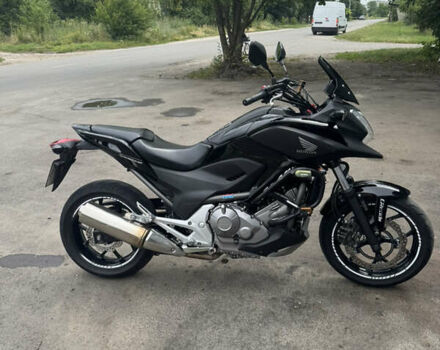 Черный Хонда NC 700X, объемом двигателя 0.7 л и пробегом 28 тыс. км за 2400 $, фото 4 на Automoto.ua