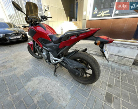 Красный Хонда NC 700X, объемом двигателя 0.7 л и пробегом 28 тыс. км за 5300 $, фото 3 на Automoto.ua
