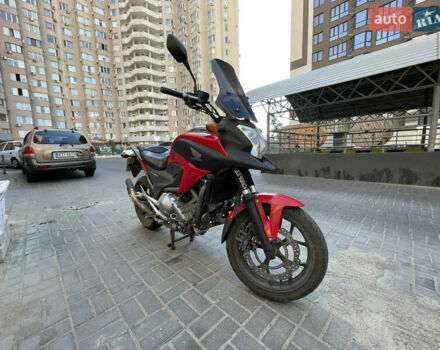 Красный Хонда NC 700X, объемом двигателя 0.7 л и пробегом 28 тыс. км за 5300 $, фото 7 на Automoto.ua