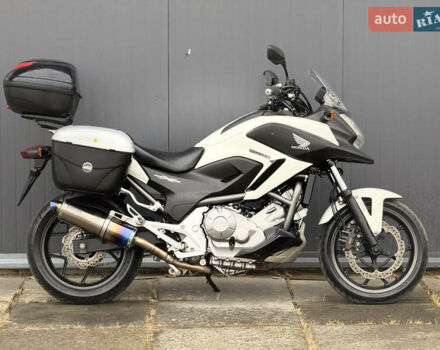 Хонда NC 700X, объемом двигателя 0.7 л и пробегом 28 тыс. км за 5800 $, фото 2 на Automoto.ua