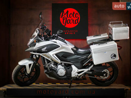 Хонда NC 700X 2013 у Дніпро (Дніпропетровську) на Automoto.ua Хонда NC 700X, об'ємом двигуна 0.7 л та пробігом 23 тис. км за 8000 $, фото 1 на Automoto.ua
