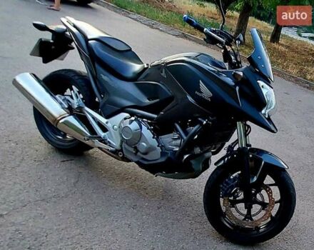 Сірий Хонда NC 700X, об'ємом двигуна 0.67 л та пробігом 28 тис. км за 5500 $, фото 1 на Automoto.ua