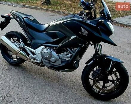 Сірий Хонда NC 700X, об'ємом двигуна 0.67 л та пробігом 28 тис. км за 5500 $, фото 2 на Automoto.ua