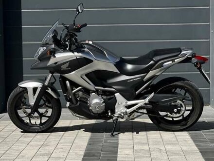 Серый Хонда NC 700X, объемом двигателя 0 л и пробегом 2 тыс. км за 6970 $, фото 1 на Automoto.ua