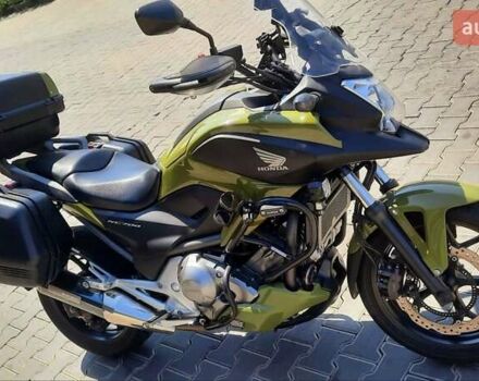 Зелений Хонда NC 700X, об'ємом двигуна 0.7 л та пробігом 34 тис. км за 6700 $, фото 2 на Automoto.ua