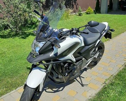 Белый Хонда NC 750, объемом двигателя 0.75 л и пробегом 8 тыс. км за 7300 $, фото 8 на Automoto.ua